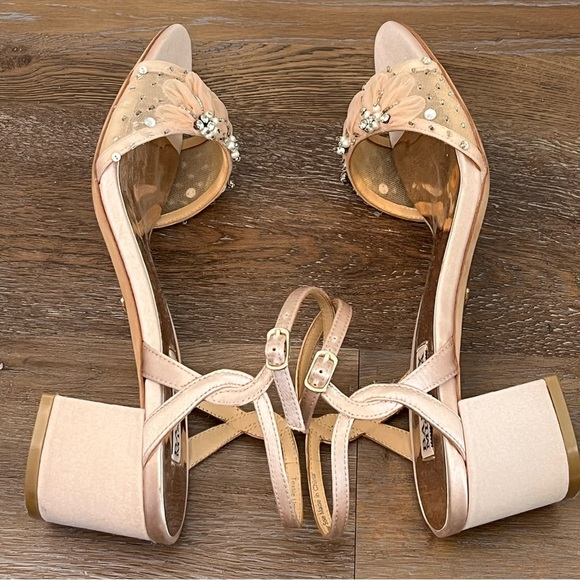 Badgley Mischka Pink Embellished Sandals - Picture 9 of 13